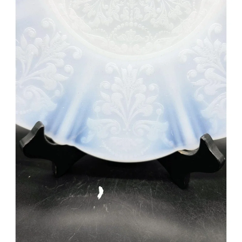 Vintage Monax American Sweetheart White MacBeth Evans Dinner Plate 10 1/2